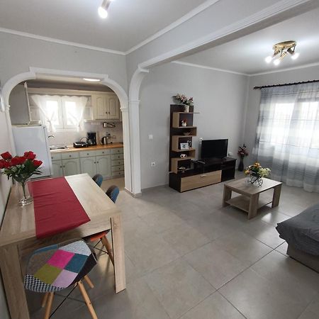Spiros Full House In Marathias Apartment Bagian luar foto